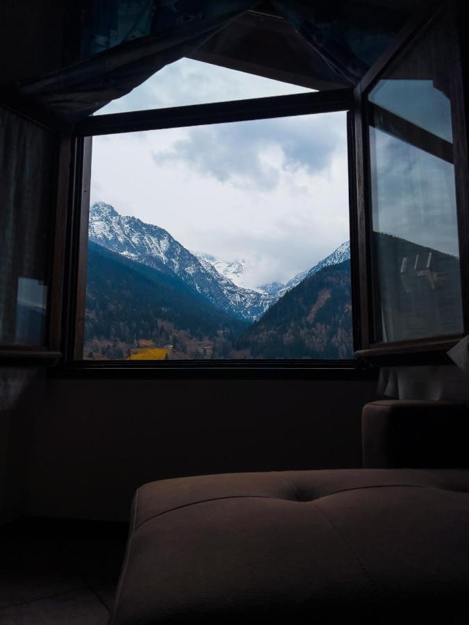 Aparthotel El Rocol à Vezza dʼOglio Extérieur photo
