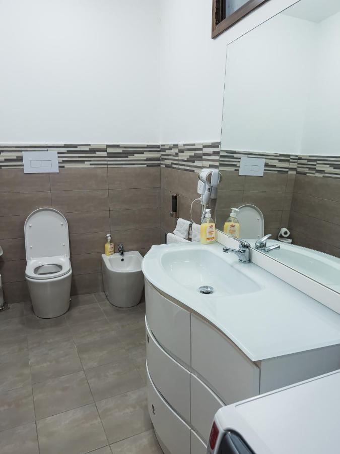Aparthotel El Rocol à Vezza dʼOglio Extérieur photo